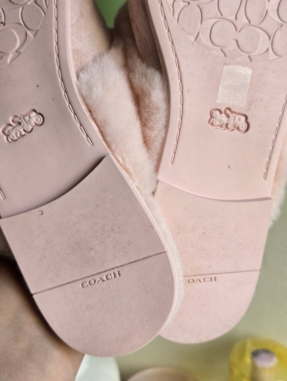GUC Coach Sherpa Flat Mules In Signature Suede Candy Pink Size 9 B - Picture 13 of 13